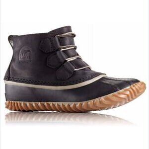 NWOT Sorel Women's Out n About Ankle Boot - Black
